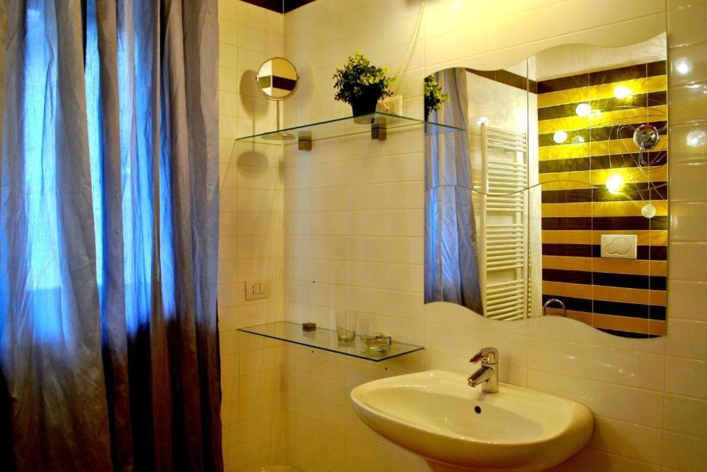 Appartamento Luxury Penthouse With Big Terrace Argegno Esterno foto