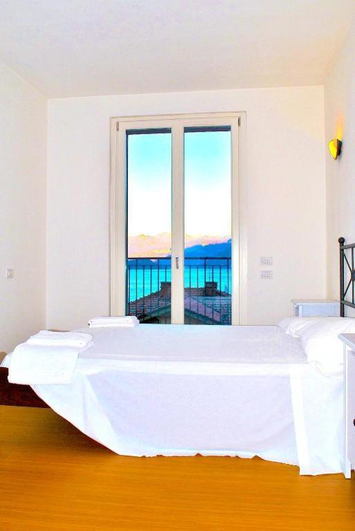 Appartamento Luxury Penthouse With Big Terrace Argegno Esterno foto